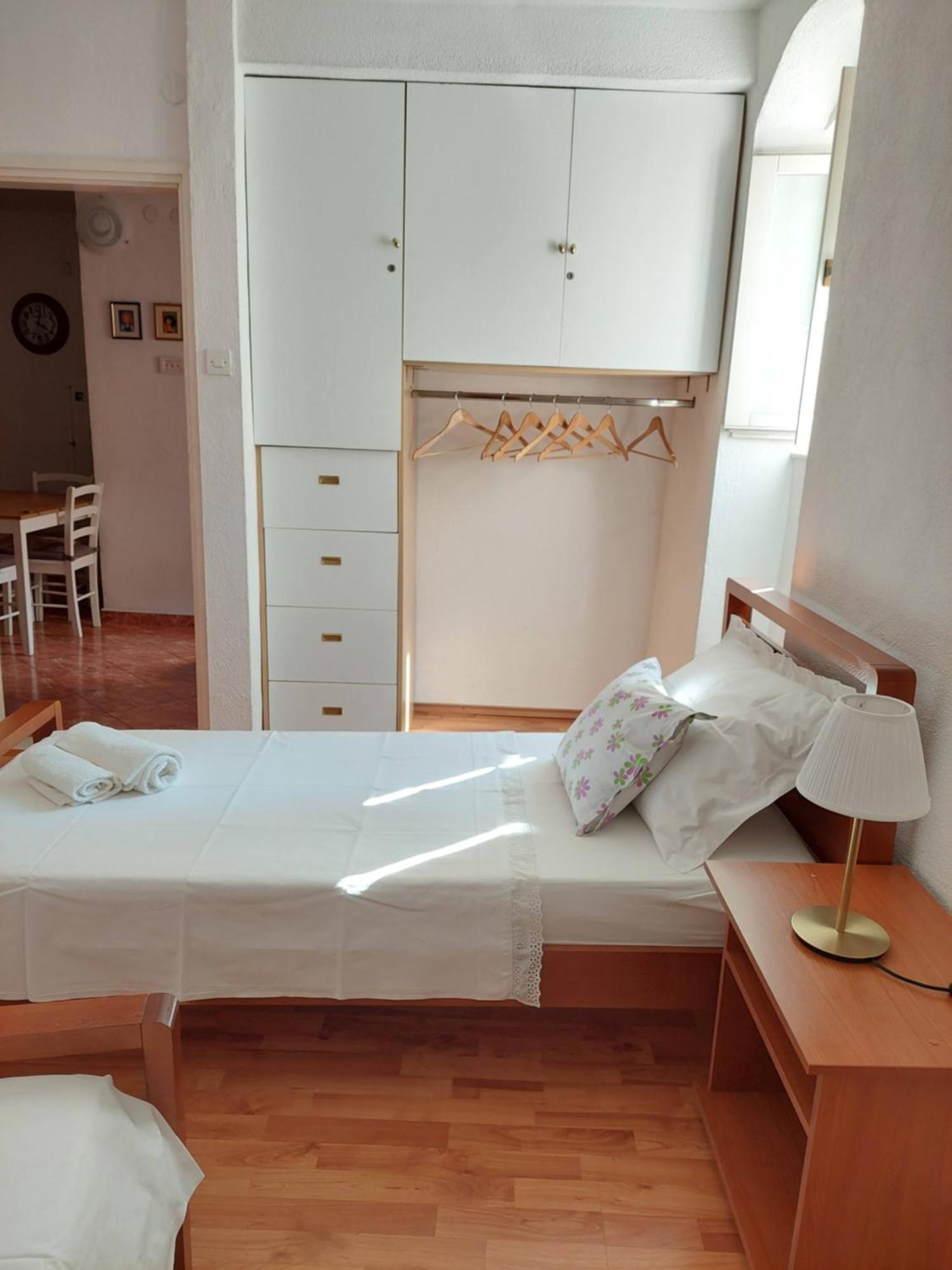 Apartment In Vis Historic Center - Mikula, Ljubica, Toma Exterior photo